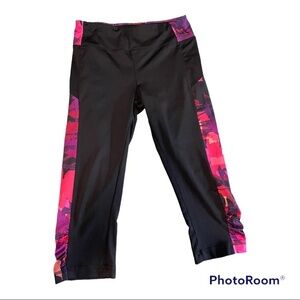 Womens Athletic Works Yoga Pants Capris, Size Small (4-6)